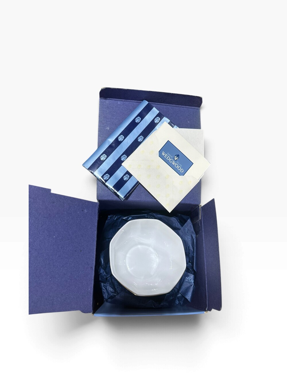 Wedgwood Cornucopia Octagon Small Bowl Bicentenary 1995 Fine Bone China - Picture 9 of 10